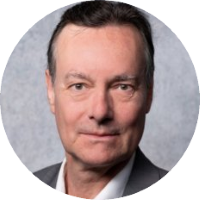 Dr. Stefan Scheil